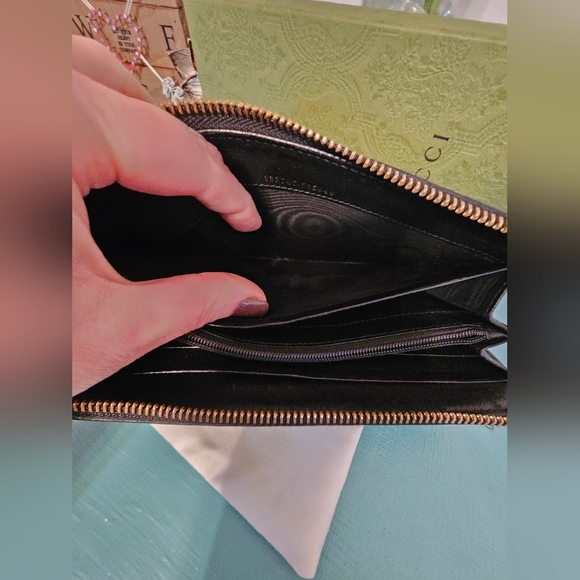 Gucci Guccissima Black Leather Zip Long Wallet - Picture 9 of 11
